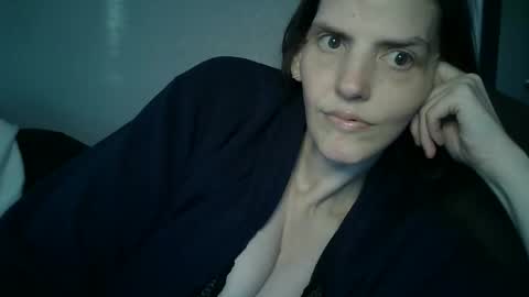 Mariejojo online show from January 6, 2026, 2:21 pm