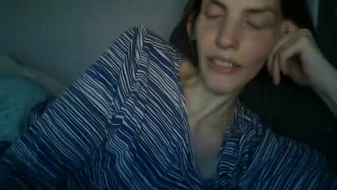 Mariejojo online show from April 13, 2026, 11:43 pm