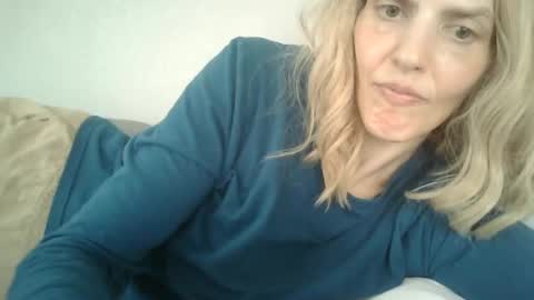 Snapshot of mariejojo chatting on June 12, 2026, 2:16 pm Mariejojo online show from June 12, 2026, 2:16 pm