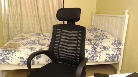 mariejuana online show from February 20, 2026, 10:05 am