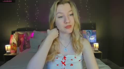 mariel_brown online show from November 6, 2025, 9:21 am