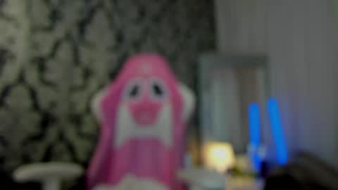 Mariel online show from March 31, 2026, 2:02 am