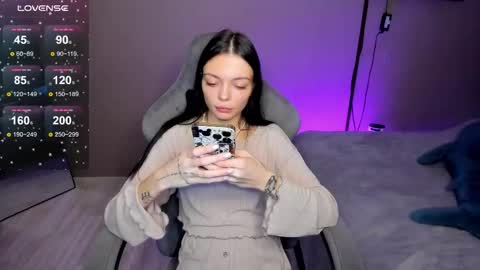 Snapshot of mariella__adams chatting on March 15, 2026, 5:35 am Maria online show from March 15, 2026, 5:35 am