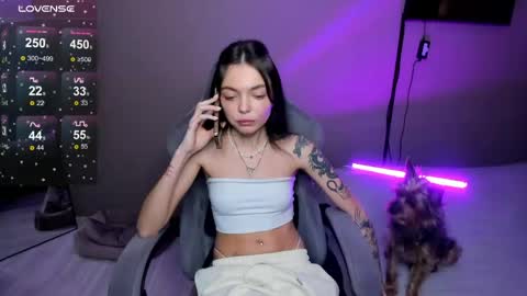 Snapshot of mariella__adams chatting on April 9, 2026, 4:34 pm Maria online show from April 9, 2026, 4:34 pm