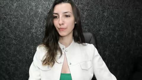 marielleanker online show from September 24, 2025, 11:13 am