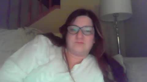 Marie online show from December 17, 2025, 1:11 am