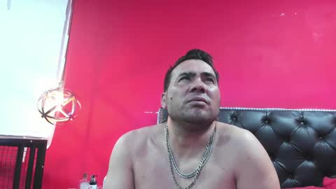 MARIHAM AND MURATH online show from October 7, 2025, 9:50 am