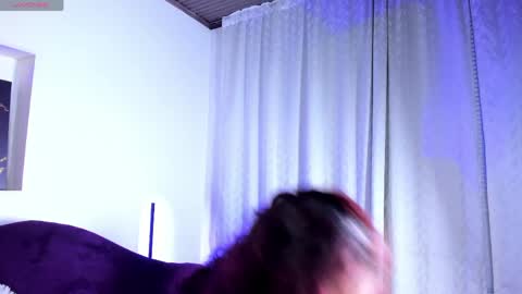 mariia_paulaa online show from April 28, 2026, 4:17 am