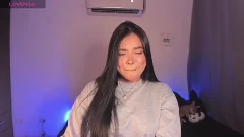 Snapshot of mariiana_hasper chatting on June 14, 2026, 10:23 pm Mariana Hasper online show from June 14, 2026, 10:23 pm