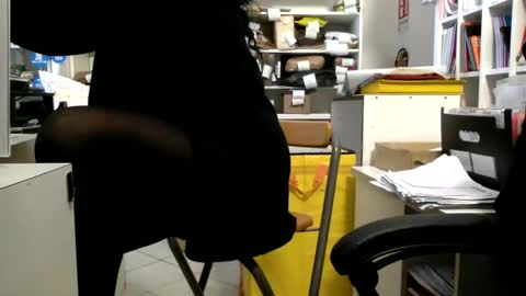 Mary... online show from March 3, 2025, 1:31 pm