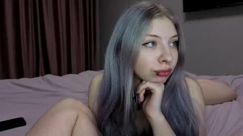 Mariko and Rin online show from February 21, 2025, 9:43 pm