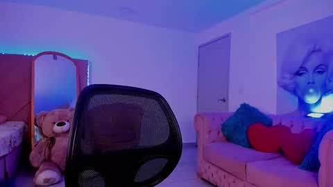 Snapshot of marily_daniela_ chatting on September 21, 2025, 2:13 am Marily Daniela online show from September 21, 2025, 2:13 am