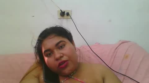 marilyn_porto online show from March 10, 2026, 6:35 pm