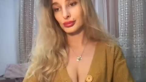 Snapshot of marilyndevilish chatting on December 26, 2024, 9:58 pm MarilynDevilish online show from December 26, 2024, 9:58 pm