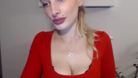 Snapshot of marilyndevilish chatting on January 9, 2025, 4:06 pm MarilynDevilish online show from January 9, 2025, 4:06 pm