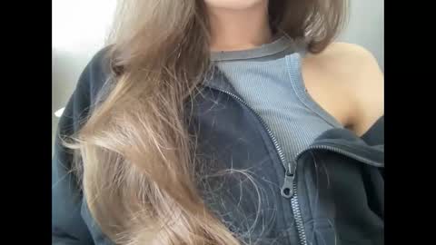 Snapshot of marinalovenow chatting on February 19, 2025, 12:44 pm Marina online show from February 19, 2025, 12:44 pm