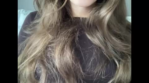 Snapshot of marinalovenow chatting on February 27, 2025, 11:20 am Marina online show from February 27, 2025, 11:20 am