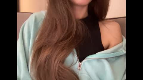 Snapshot of marinalovenow chatting on March 3, 2025, 6:15 am Marina online show from March 3, 2025, 6:15 am