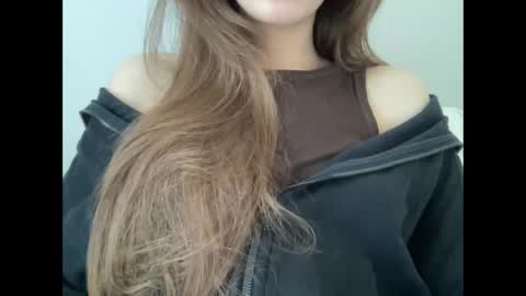 Snapshot of marinalovenow chatting on October 21, 2025, 6:25 am Marina online show from October 21, 2025, 6:25 am