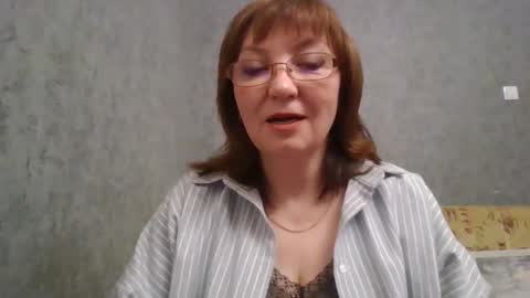 marinamrs online show from September 27, 2025, 5:40 pm