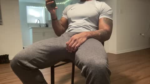 Z online show from December 16, 2025, 6:57 pm