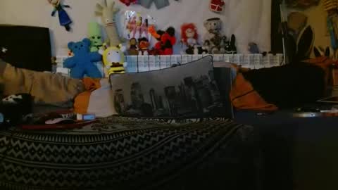 Ray online show from September 28, 2025, 9:42 pm