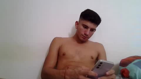 mariobrosss517470 online show from December 24, 2024, 6:28 pm