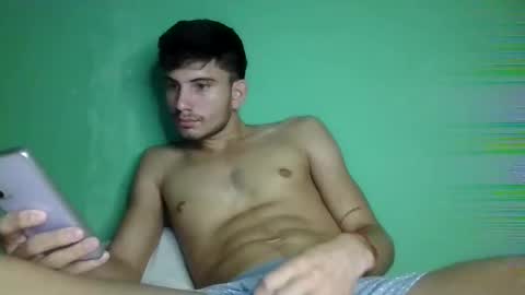 mariobrosss517470 online show from January 4, 2025, 11:27 pm