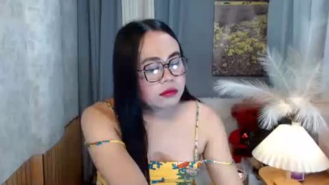 LEAH online show from February 7, 2026, 2:43 pm