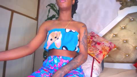 Nathaly online show from February 4, 2025, 1:38 pm