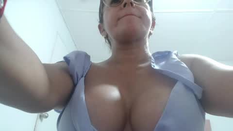 Snapshot of mariska_69 chatting on June 5, 2026, 1:45 am mariska_69 online show from June 5, 2026, 1:45 am
