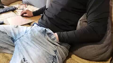 Snapshot of mariushx chatting on September 12, 2025, 11:21 am MariushX online show from September 12, 2025, 11:21 am