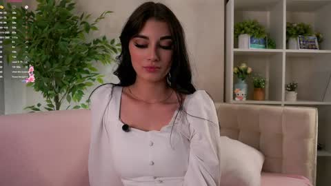 Snapshot of marivelmahlke chatting on May 10, 2026, 4:12 pm Mari online show from May 10, 2026, 4:12 pm
