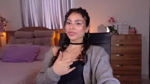 Snapshot of marivimichel03 chatting on September 24, 2025, 10:02 pm online show from September 24, 2025, 10:02 pm