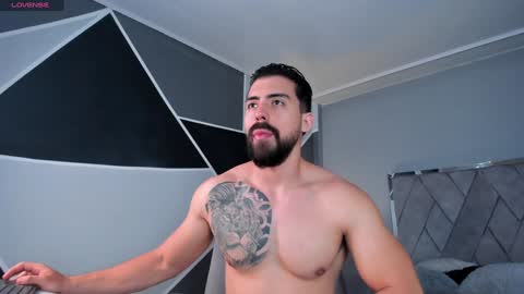 mark_broown_ online show from January 1, 2025, 6:06 pm