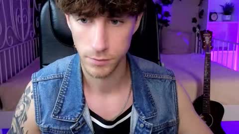 mark_caron online show from October 18, 2025, 8:53 pm