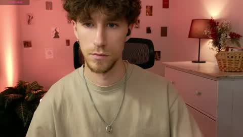 mark_caron online show from April 18, 2026, 9:26 pm