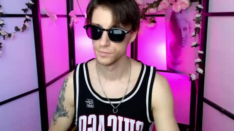 mark_caron online show from June 8, 2026, 12:27 pm