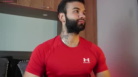 Mark online show from October 17, 2025, 5:37 pm