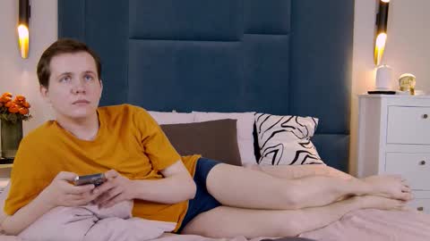 Mark online show from March 20, 2026, 10:42 am