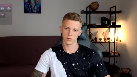 mark_shturman online show from September 12, 2025, 2:17 pm