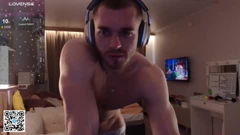 Mark online show from November 2, 2025, 10:06 am