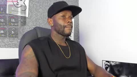 Mark online show from April 18, 2026, 3:32 am