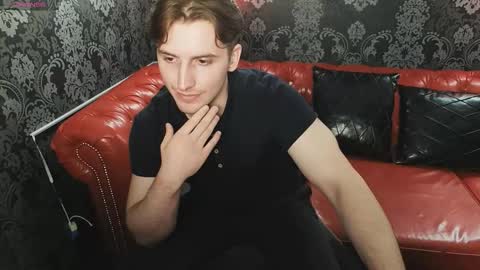 Mark online show from November 12, 2025, 1:00 pm