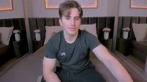 Mark online show from November 24, 2025, 7:08 am