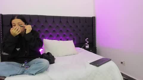 markandphilip  online show from November 26, 2025, 11:33 am