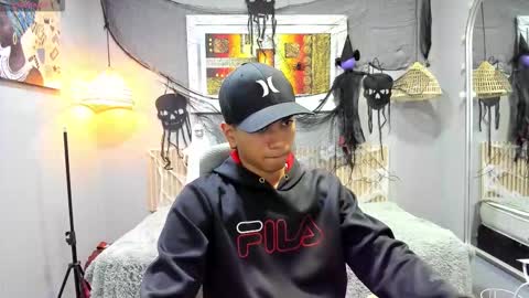 markbowie online show from October 20, 2025, 12:38 pm