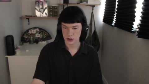 Mark online show from March 7, 2025, 8:56 am