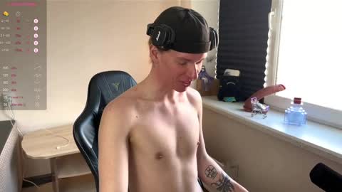 Mark online show from April 14, 2026, 2:34 pm