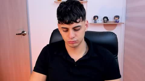 Snapshot of markpotier chatting on December 22, 2025, 3:03 am MARK online show from December 22, 2025, 3:03 am